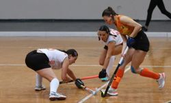 Kadınlar Salon Hokeyinde Play-Off Biletleri Sahiplerini Buldu