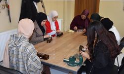 Padişahların Sanatına Kadın Eli