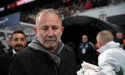 Beşiktaş’ta Taraftardan İstifa Sesleri