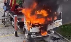 Taşınma Sırasında Vinçli Kamyon Alev Aldı