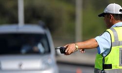 Trafikte Düzeni Bozana Rekor Ceza Yolda