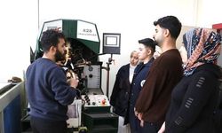 Ayakkabıcılıktan Akademisyenliğe: Nuri Özeren’in Hikâyesi