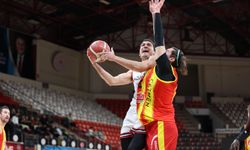 Kırmızı-Siyahlılar Yarı Finalde