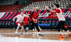 Dev Adamlar Yarı Finalde Konya’ya Karşı