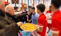 Hokey Takımı’na Baklavalı Moral