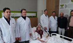 Karnından 4,5 Kiloluk Tümör Çıkarıldı