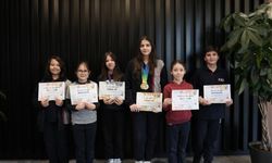 Öğrencilerinden Singapur’da Uluslararası Sanat Başarısı