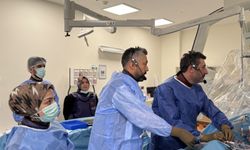 Ameliyatsız Beyin Operasyonları Canlı Yayında Takip Edildi