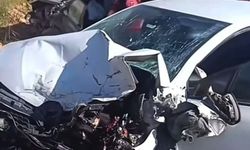 Şehitkamil'de İki Otomobil Çarpıştı
