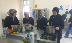 Öğrenciler Hem Öğreniyor Hem Kazanıyor