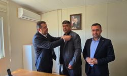 CHP'den İstifa Eden Üye AK Parti'ye Geçti