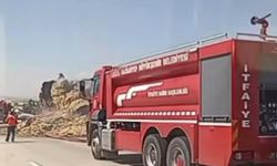 Saman Yüklü Tır Alev Alev Yandı