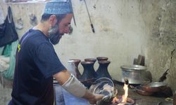 Bakırcılar Çarşısı'nda Sıcakla Mücadele