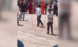 Düğünde havaya ateş açtı, kameraya yakalandı