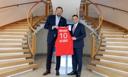 Milli maç öncesi anlamlı ziyaret