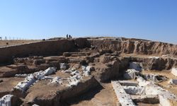 Oylum Höyük Tarihe Işık Tutmaya Devam Ediyor