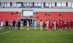 Radoi ilk provada kadroyu bozmadı