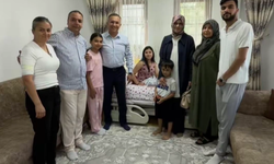 14 Yaşında 25 Ameliyat Geçiren Ömür'e Vali Çeber'den Destek