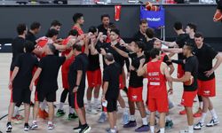 Milliler Dünya Kupası elemeleri için sahaya indi