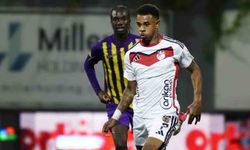 Bacuna ve Sangare Rizespor maçında yok