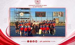 20 Takımı Geride Bırakan Gaziantep Hokeyde Şampiyon