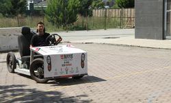 Öğrenciler hurda malzemelerden elektrikli araç yaptı