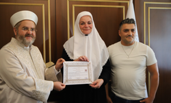 Alman kadın Gaziantep’te Müslüman oldu