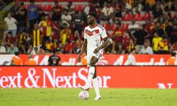 Sylla, ayağının tozuyla maça çıktı