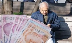 Emekliler dikkat! Maaşınızı kestirecek tarih belli oldu