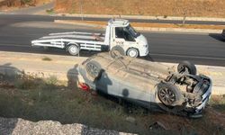 Gaziantep’te otomobil ters döndü