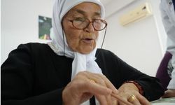 72 yaşında okuma-yazma hayalini gerçeğe dönüştürdü