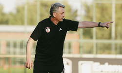 Orhan Ak’ın İlk İç Saha Sınavı