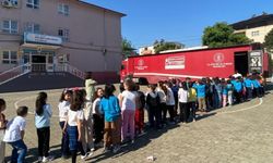 Sinemayı çocukların ayağına götürdüler