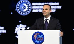 Bakan Kacır, IAC 2026’da uluslararası temaslarda bulundu