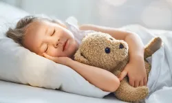 Çocuklarda uyku büyüme ve gelişimi etkiliyor