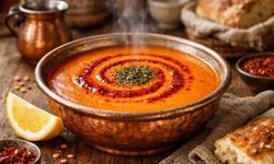 Mercimek çorbasına lokanta lezzeti veren püf noktası