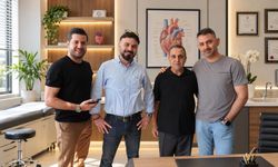 Gaziantep'te 5 santimetrelik kesiyle bypass ameliyatı