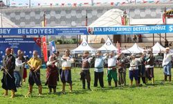 Geleneksel okçuluğun ustaları Gaziantep’te yarıştı