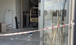 Kilolarca Ağırlıktaki Mermer İşçilerin Üzerlerine Devrildi