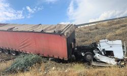 İslahiye'de Tır Şarampole Uçtu