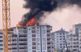Gaziantep’te Korkutan Yangın! Ekipler Teyakkuza Geçti