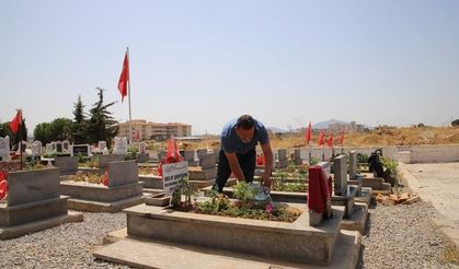 Deprem bölgesinde acılar hala taze!