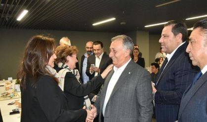 Ahmet Nur Çebi Kulüp Çalışanlarıyla Vedalaştı