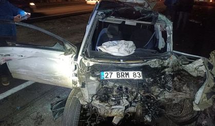 Gaziantep'te otomobillerin çarpıştığı kazada sürücü öldü
