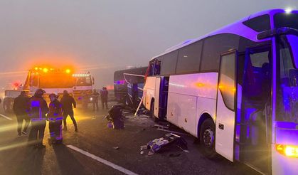 Zincirleme Trafik Kazası! 7 araç birbirine girdi: 10 ölü, 59 yaralı