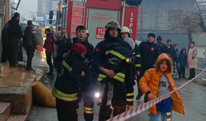 Gaziantep'te Korku Dolu Saatler! 5 Kişi Son Anda Kurtarıldı