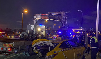 Çift Yönlü Zincirleme Kaza! Yol Savaş Alanına Döndü! Yaralılar Var…