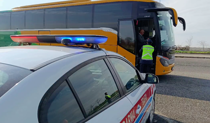 Gaziantep'te Jandarmadan Farkındalık Denetimi! Yolcular Hangi Konuda Bilgilendirildi?