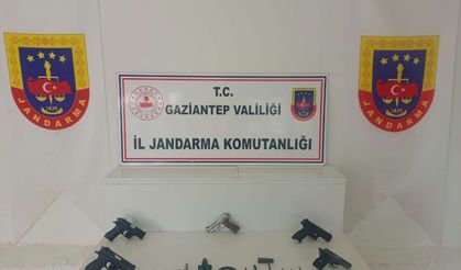 Gaziantep'te Dev Silah Operasyonu! Resmen Cephanelik Ele Geçirildi!