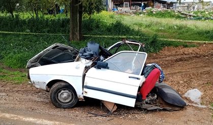 Gaziantep'te Arefe Günü Feci Kaza.   2 ÖLÜ, 5 YARALI var